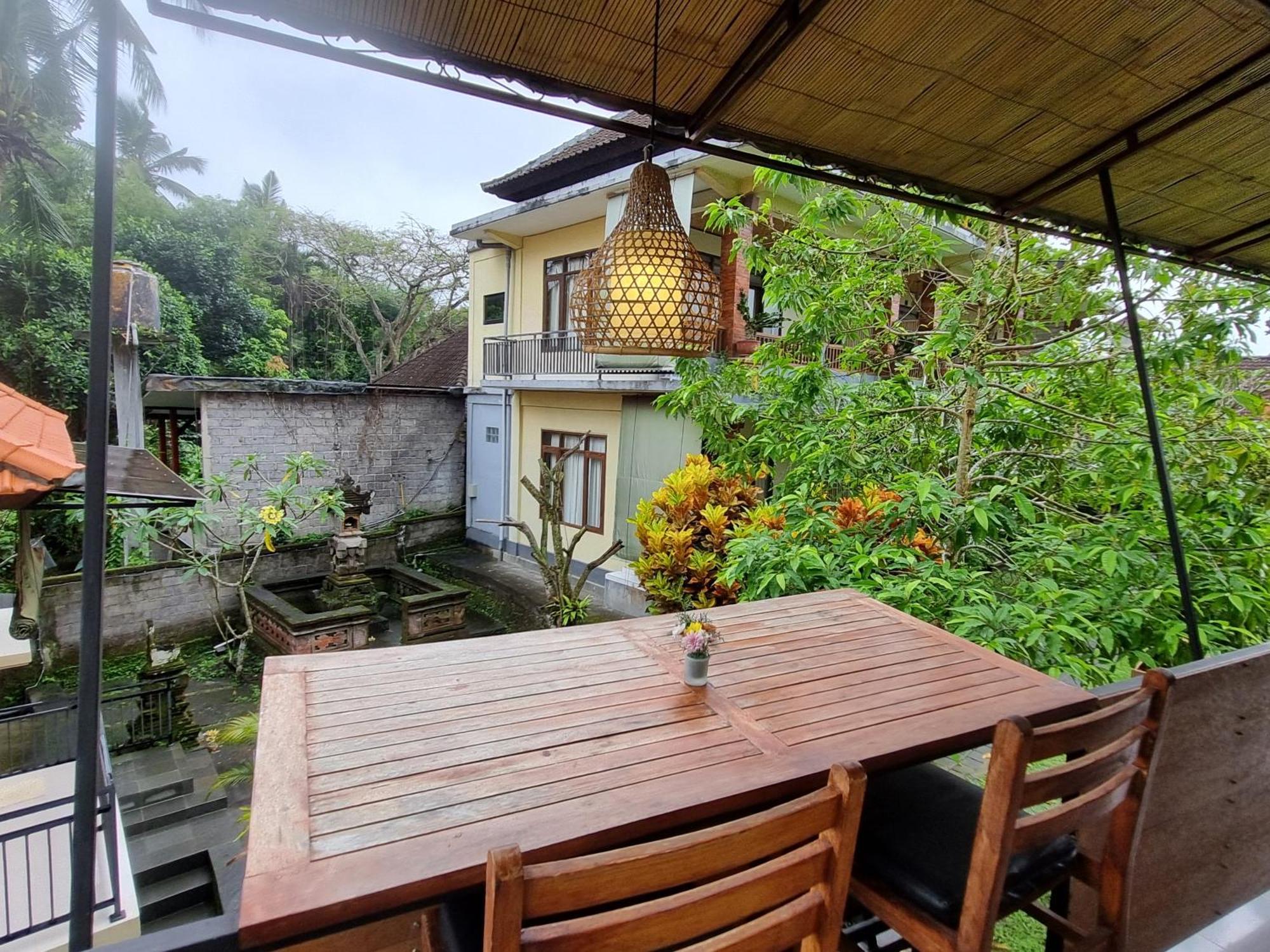 Nyoman Sandi Guest House Ubud Eksteriør bilde